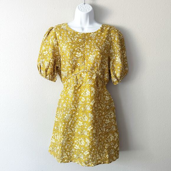 RVCA Dresses & Skirts - RVCA Accomplice Yellow Floral Mini Cut Out Dress women's size medium